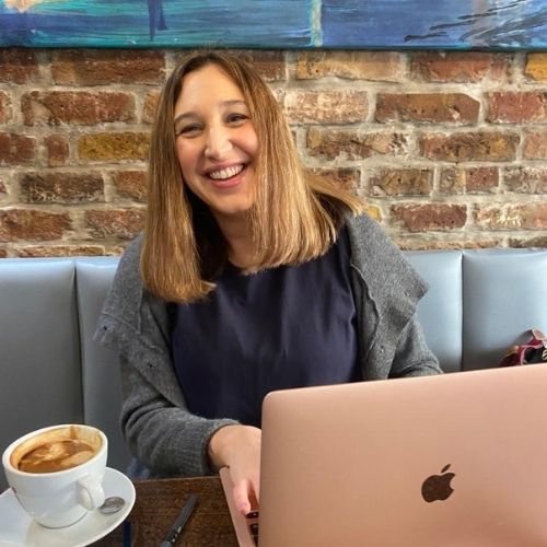 contact-maria-ecomm-ads-manager